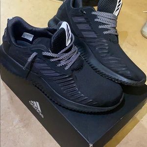 ADIDAS alphabounce rc SIZE 11 - GREAT CONDITION